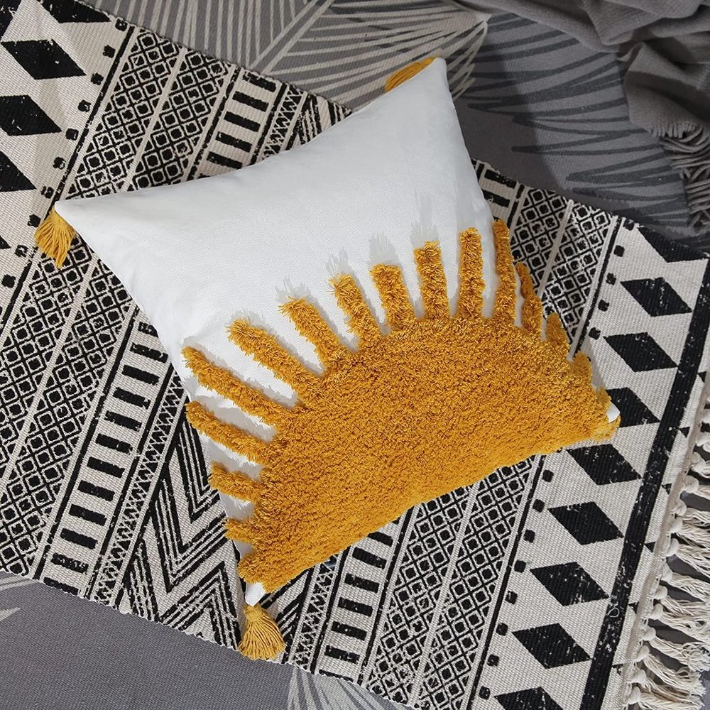Colorful Throw Pillow Covers Cotton Sun Tufted Pillows Cover Cases with Tassels - Picture 6 of 6